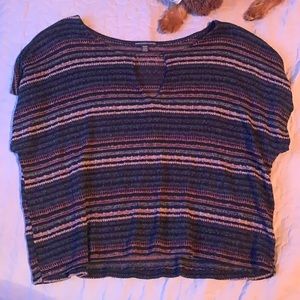 american eagle tee w keyhole opening